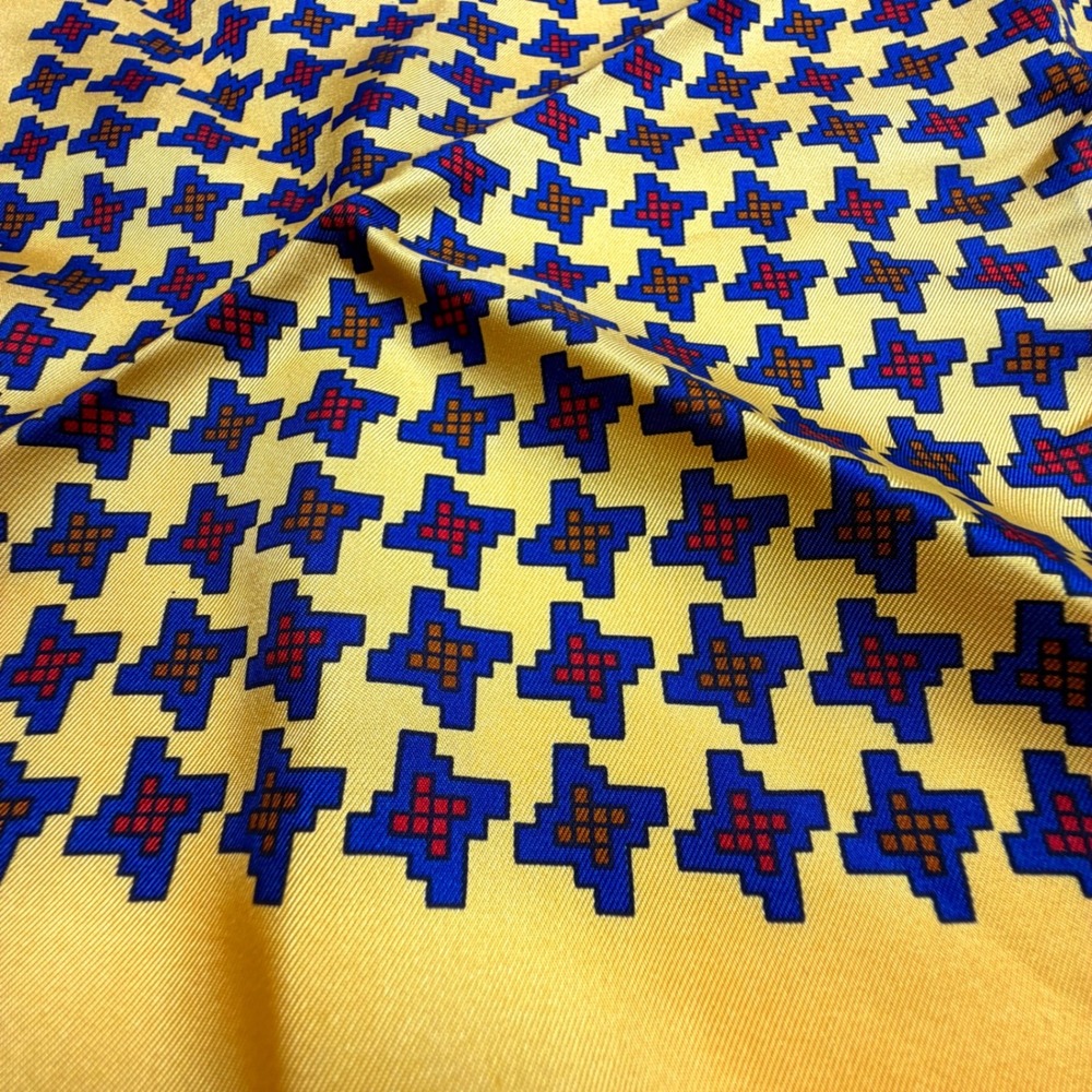 Alan Flusser Saks Fifth Avenue Vintage Silk Pocket Square Geometric 18" England